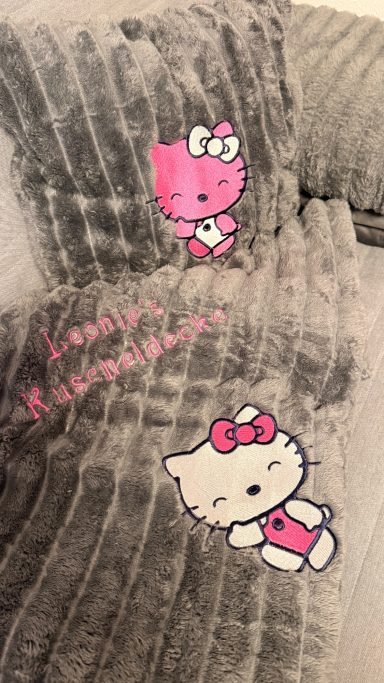 Kuscheldecke und Kissen